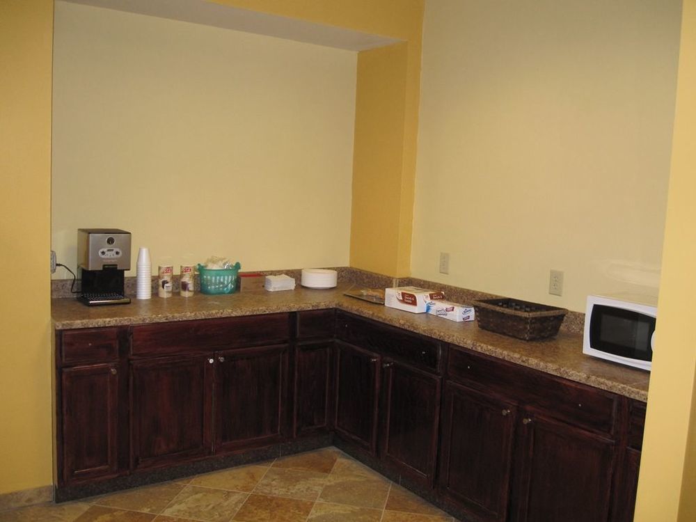 Budget Inn Toledo/Maumee Facilities photo